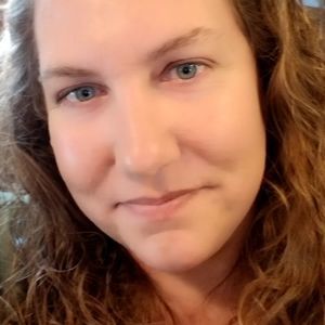 Meet your Posher, Deb